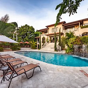 *** Hotel Therese Haïti